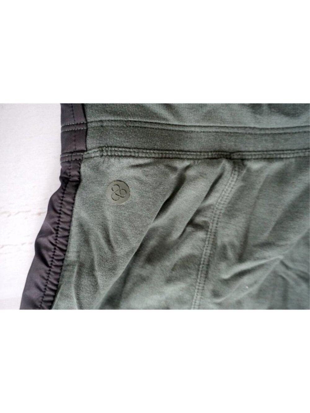Zella Green/Black Tapered Lightweight Stretch Trousers - Size S - Picture 5 of 5